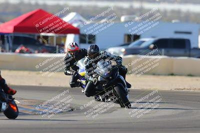 media/Dec-18-2022-SoCal Trackdays (Sun) [[8099a50955]]/Turn 2 (950am)/